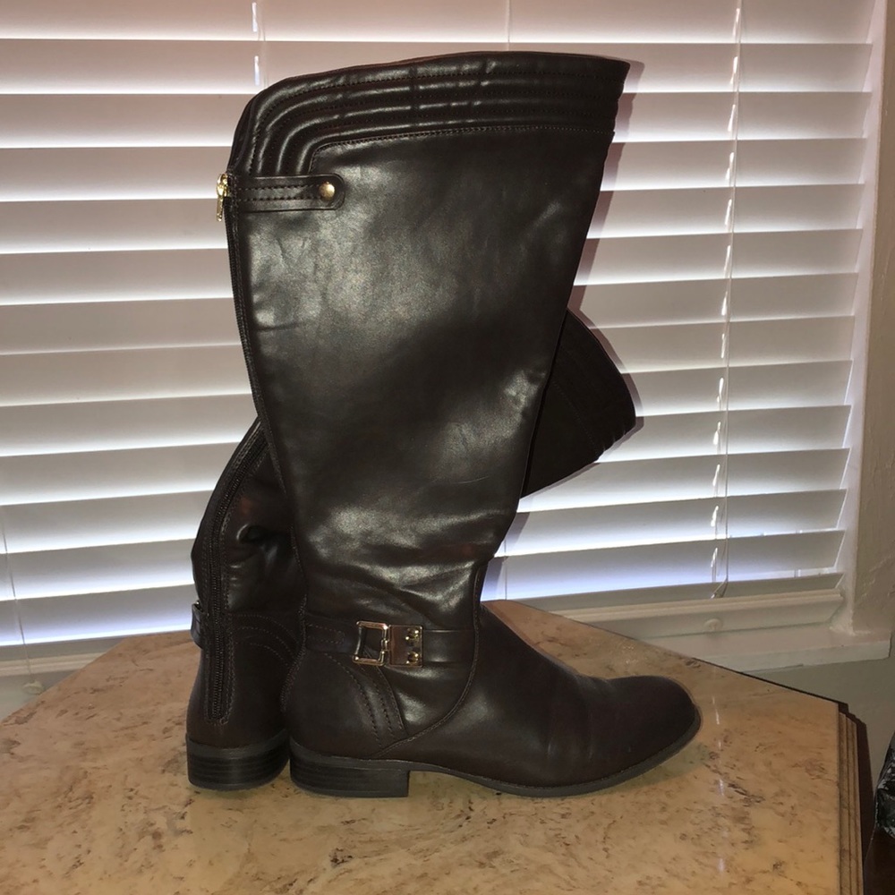Jasmin NWOT dark brown Wide calf boots